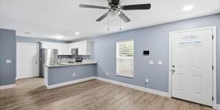Fully Remodeled & Spacious 4 Bedroom Home - Don't miss it! Gallery 7