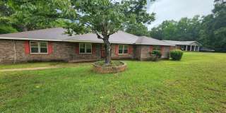 Spacious Home Near Fort Benning Gallery 1
