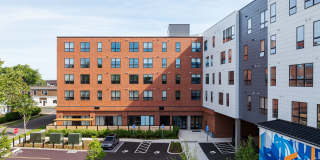 Cadence on Canal Gallery 37