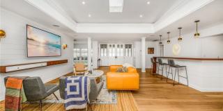 1800 Glenwood Lane Gallery 33