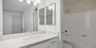 Hensley at Corona Pointe Gallery 17