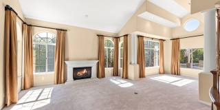Luxury Living in this Stunning Pool Home! Gallery 7