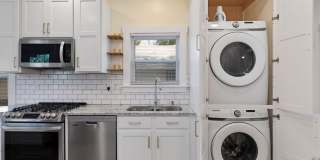 2 Bedroom 1 Bath Duplex Gallery 11