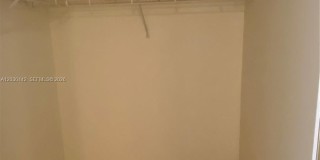 300 N Crestwood Ct N Gallery 10