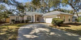 Central Island, 4 Bedroom + Office Gallery 1