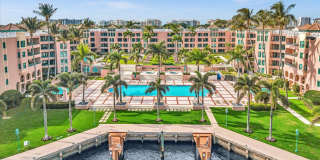 120 SE 5th Avenue Gallery 1