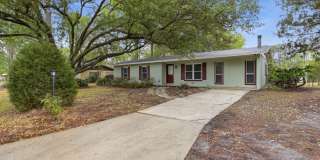 3 bedroom 2 bath house in Northwood Pines Gallery 1