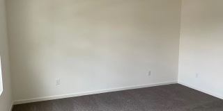 Room in 3 Bedroom Home at Mariners Ct Gallery 9