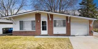 547 S Hawthorne Street Gallery 2