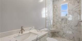 2932 EAGLE Street Gallery 17