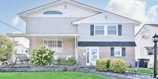 100 N Argyle Ave Gallery 1