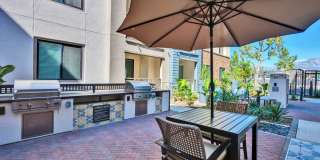 Downtown Ontario Luxury Apartments Gallery 94