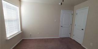 935 Brookview Drive Gallery 6