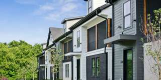 Gorgeous 3/2.5 Single Family Rental Available! Gallery 4