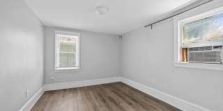 693 Myrtle ST NE 3 Gallery 10