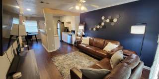 College Station - Cozy 2 Bedroom 1.5 Bath Condo for Lease Gallery 6