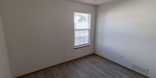 3bed/2ba single family home - great location! Gallery 21