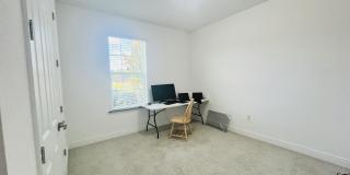 1225 Bristol Oaks Way Gallery 9