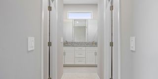 4-bedroom 3 Bathroom Rental w/ In-Law Suite Gallery 7
