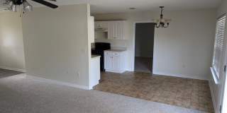 Updated 4‑Bedroom Home on a Quiet Street — 1,695 sq ft, Large Garage — Now Accepting Applications Gallery 7