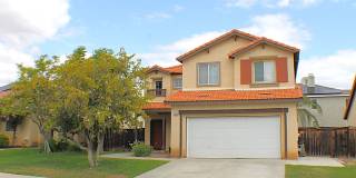 Moreno Valley Ranch, Spacious 4 Bedroom Gallery 1