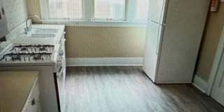 1212 N Frink St Gallery 11