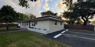715 SW 6th St # 2 Gallery 1