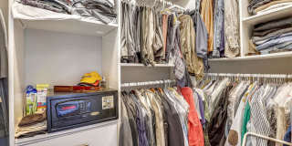 GREAT LOCATION!! Stunning 3BD/3.5BA luxury 4-level townhouse! Gallery 33