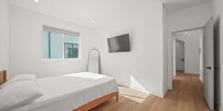 13694 Erwin St Gallery 24