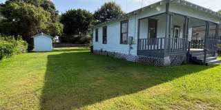 Cute 2 Bedroom, 1 Bathroom Home in Beaumont Gallery 1