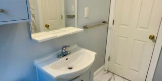 Bright & Modern 1-Bedroom Condo in Heathwood Court – Walkable & Inviting ~ Available May 2026! Gallery 27