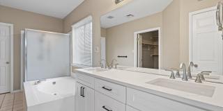 Beautifully 5-Bedroom Home in Georgetown, TX Gallery 21