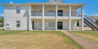 Beautiful 4 bed 4 bath Gallery 1