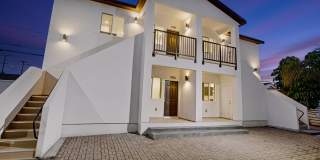 2 BED 2 BATH / 2 CAR GATED PARKING Gallery 1