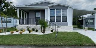 107 Country Club Dr. Gallery 1