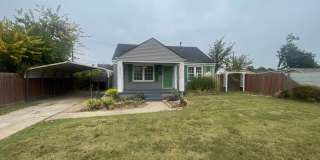 2 bed, 1 bath all updated and includes full size appliances! Walk to Uptown 23rd area! Gallery 5