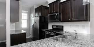Available mid-July - Adorable 3 Bed 2.5 Ba In Great Location! First Floor Master! Gallery 4