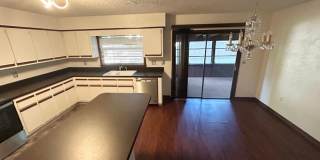 Spacious 3-Bedroom Home with Fenced Yard & Screened Porch in SE Ocala Gallery 10