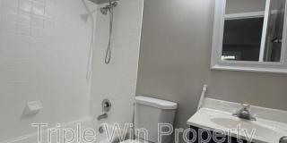 3125 St Catherine St Gallery 25