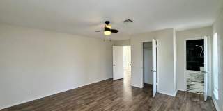 Viewable Now!  Pets Accepted! Gallery 17