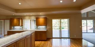 2759 NW CHAMPION CIRCLE, BEND, OR 97703 – AWBREY GLEN Gallery 13