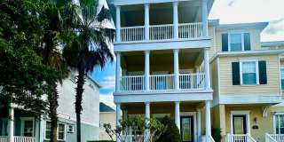 Modern 3-Story Townhome in the Heart of Winter Springs Gallery 1