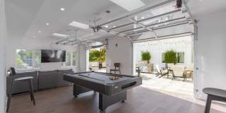 Graduate Pointe Gallery 72