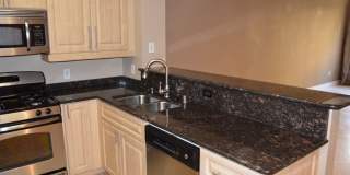 Meridian - Unfurnished 1 Bed|1 Bath Luxury Condo with Main Pool View. Meridian - Unfurnished 1 Bed|1 Bath Luxury Condo with Main Pool View. Gallery 8