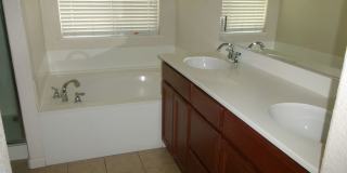 1508b Gallery 12