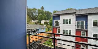 950 Maple Ave - B Gallery 27