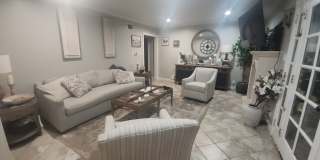 15358 Leadwell Street Gallery 1