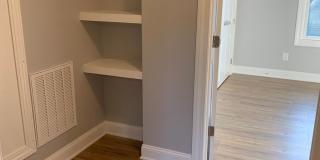 Charming Home with Large Backyard Near Radford University Gallery 18