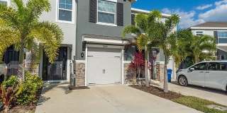 8688 ICE WINE Street Gallery 1