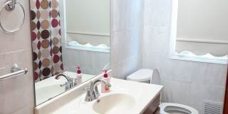 One level living *4Bed*2Bath Single Family Home. Available May 1! Gallery 6